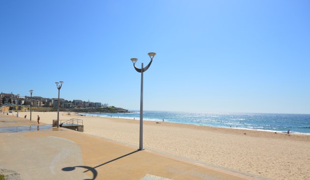 Maroubra Beach and its Golden Sands (View North)