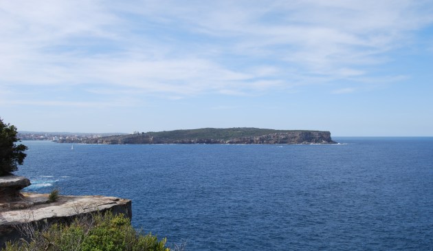The ocean inlet to Sydney Harbour divides the Northern and Southern Sydney Beaches