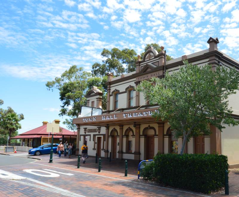 Campbelltown has kept much of its Heritage, on the left is the Information Centre where you can find more places to eat.