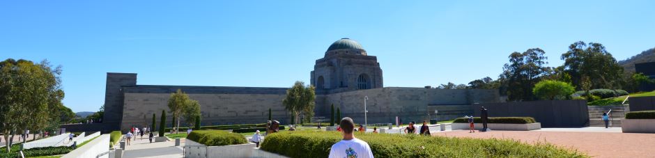 Peaceful gardens surrounding the Australian War Memorial Museum