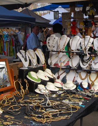 Market of Handmade Bargains