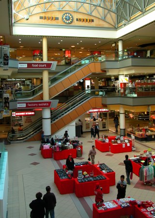 Shopping and Food Courts
