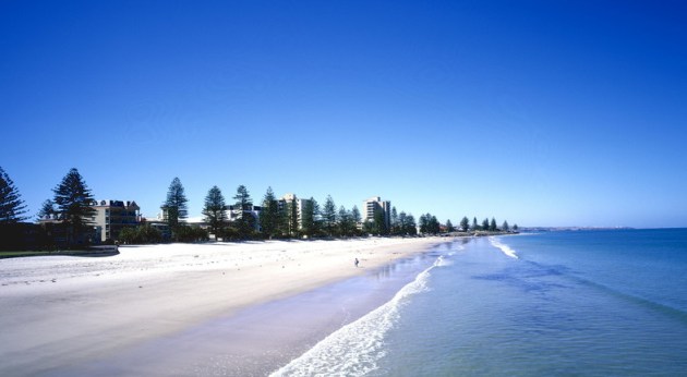 Adelaide Glenelg Beach - © Tourism Australia