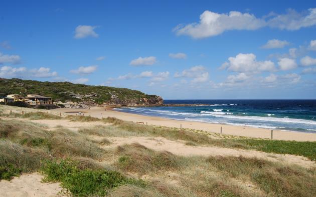 Sunny Days and Fine Weather are not uncommon in Australia: North Curl Curl Beach 